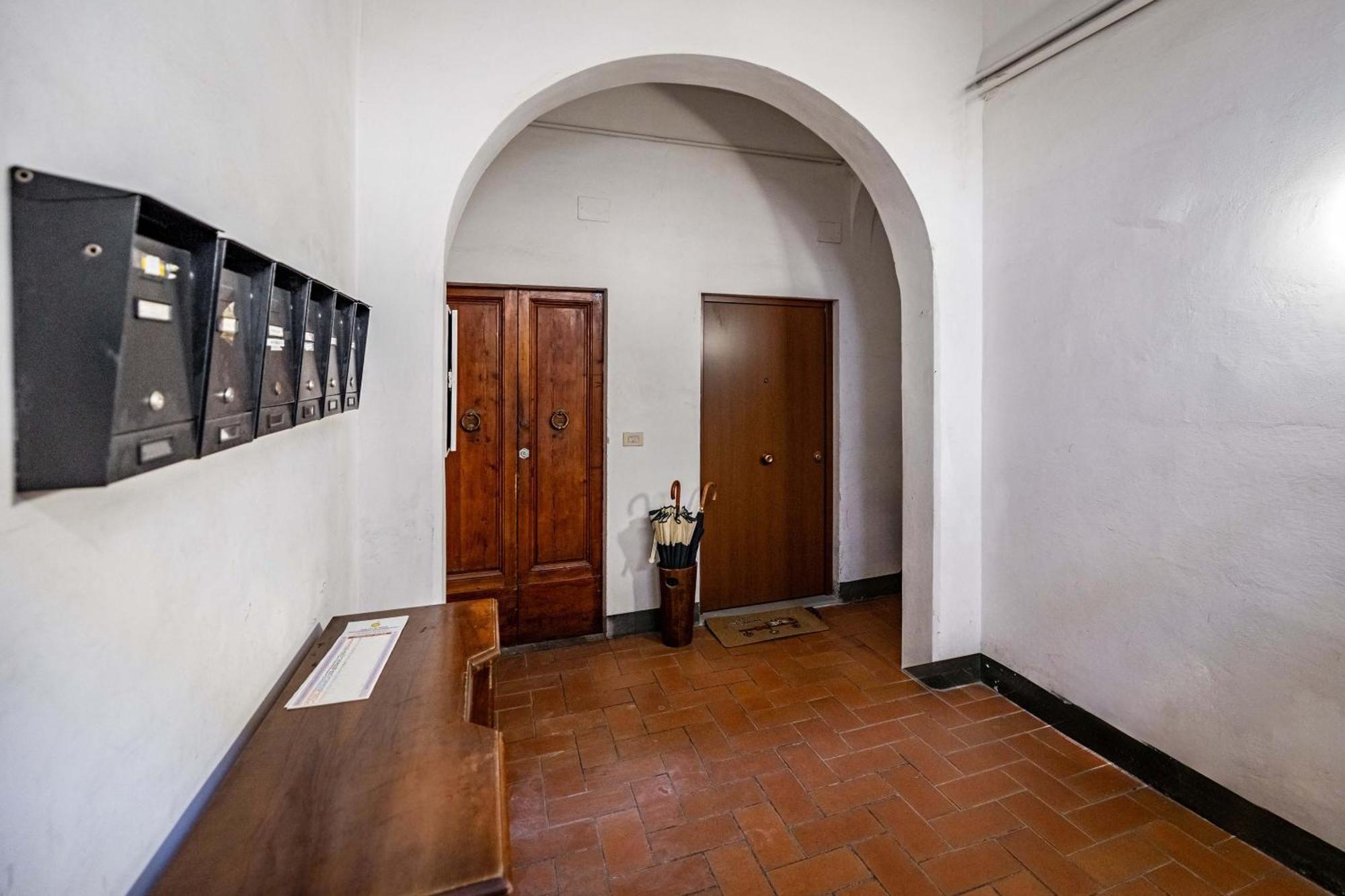 Roommo San Iacopino Флоренция Экстерьер фото